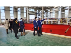 热烈欢迎潍城区委领导莅临9U在线集团考察指导